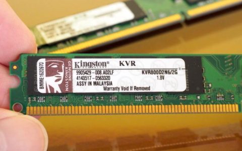 如何在电脑中安装内存升级，RAM内存条加装教程
